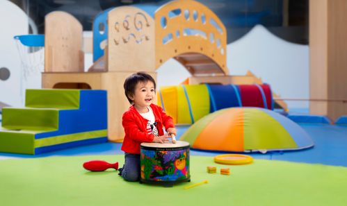 嬰幼兒養(yǎng)育照護(hù) 全面呵護(hù)，科學(xué)成長(zhǎng)